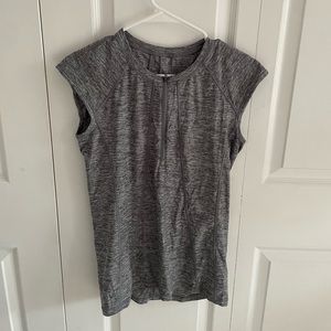 ATHLETA - Half zip grey tank - Small